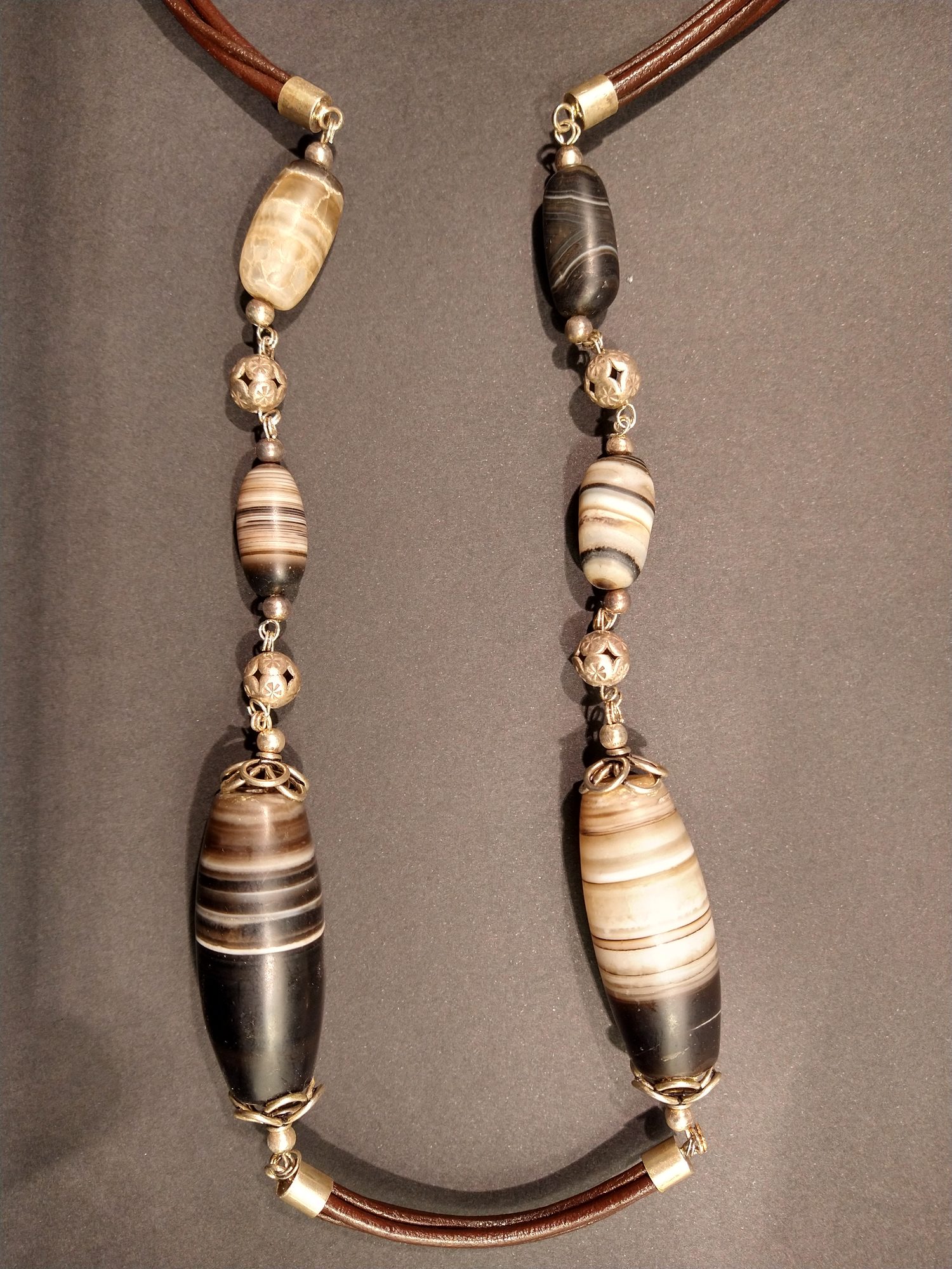 Antique banded agate necklace handmade with sterling silver – view 12