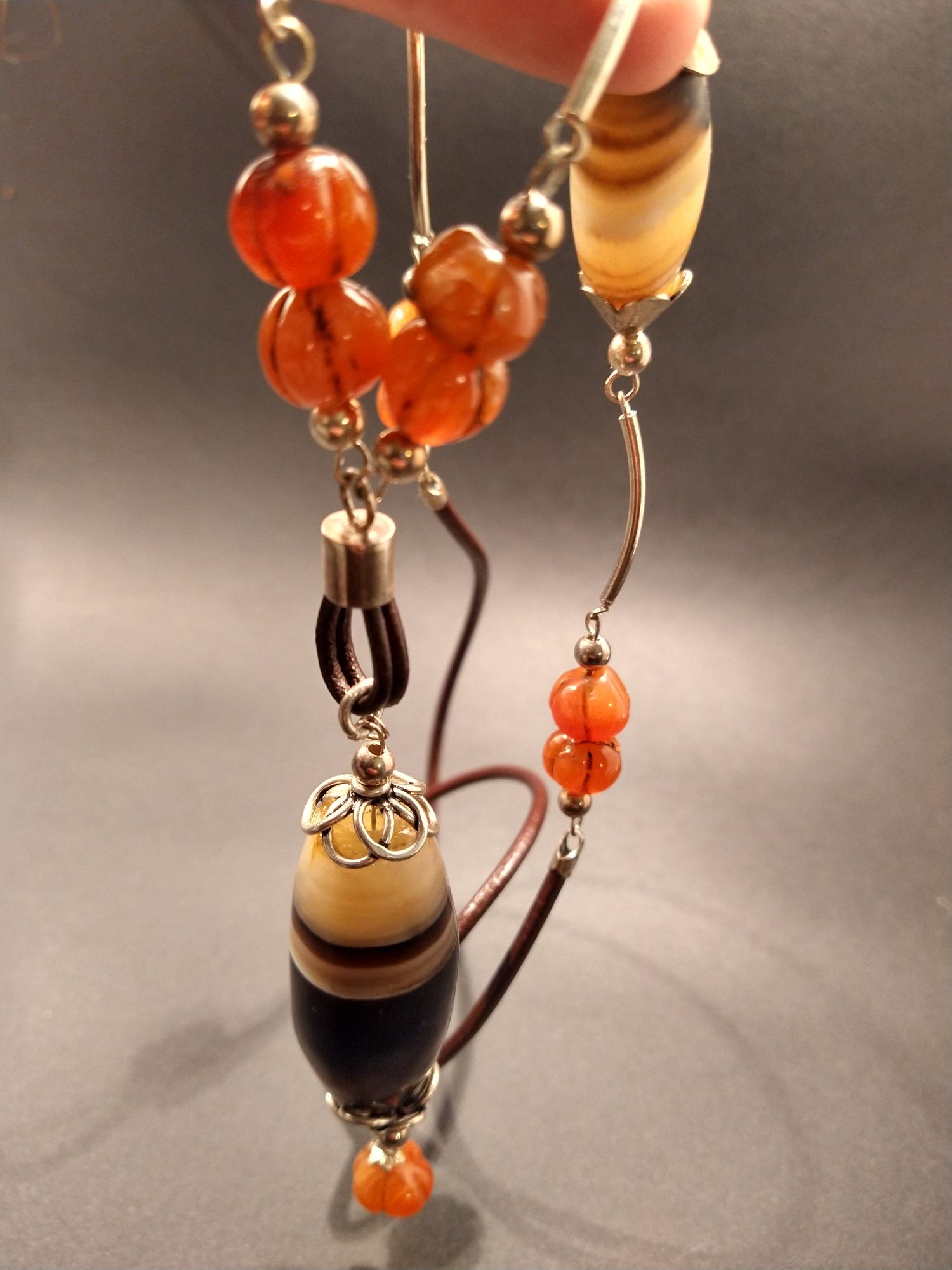 Long Suleiman agate and carnelian necklace handmade with sterling silver – view 10